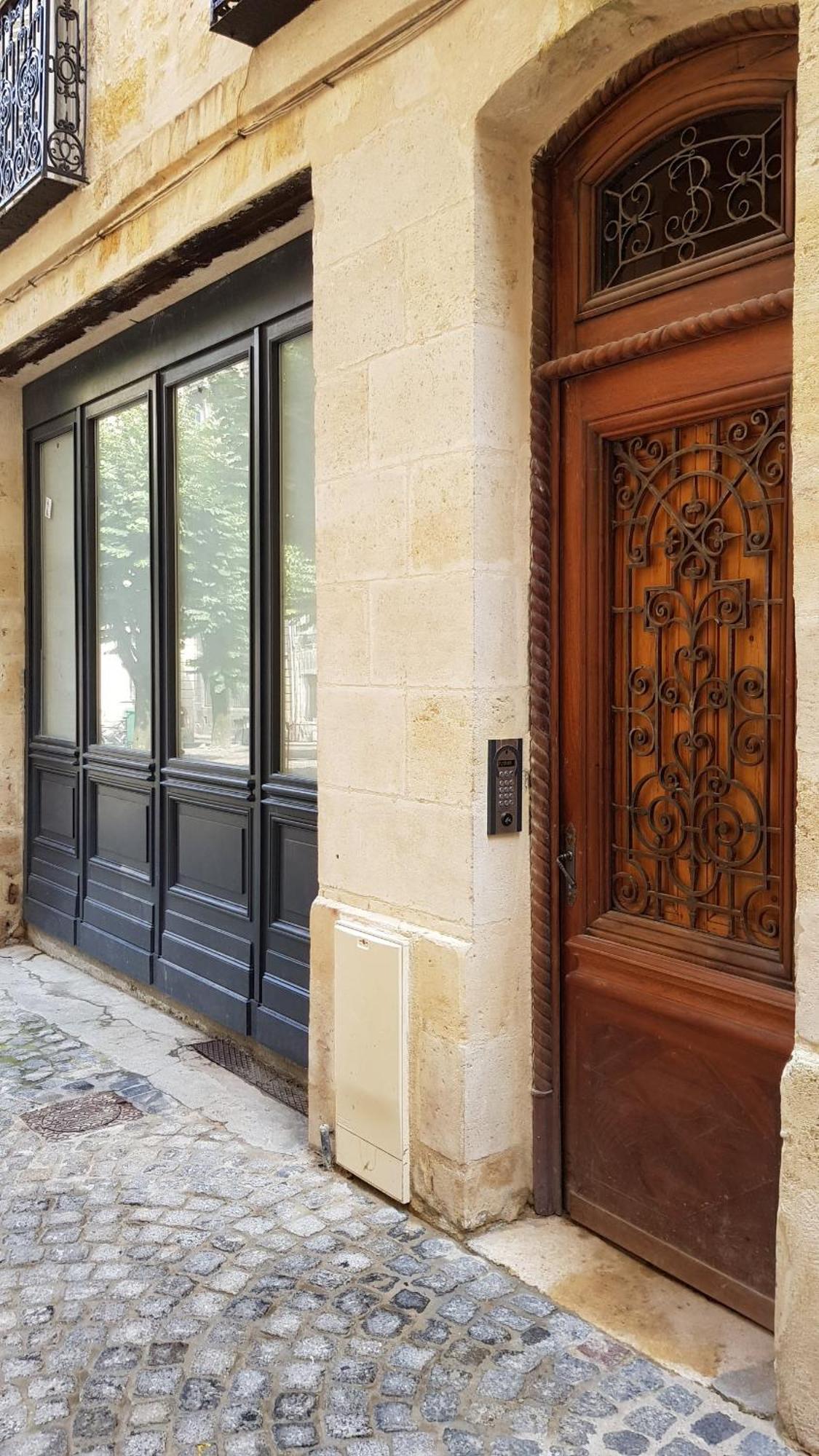 Appartement Cosy Avec Jardin Terrasse Et Bureau Separe Bordeaux Exterior photo